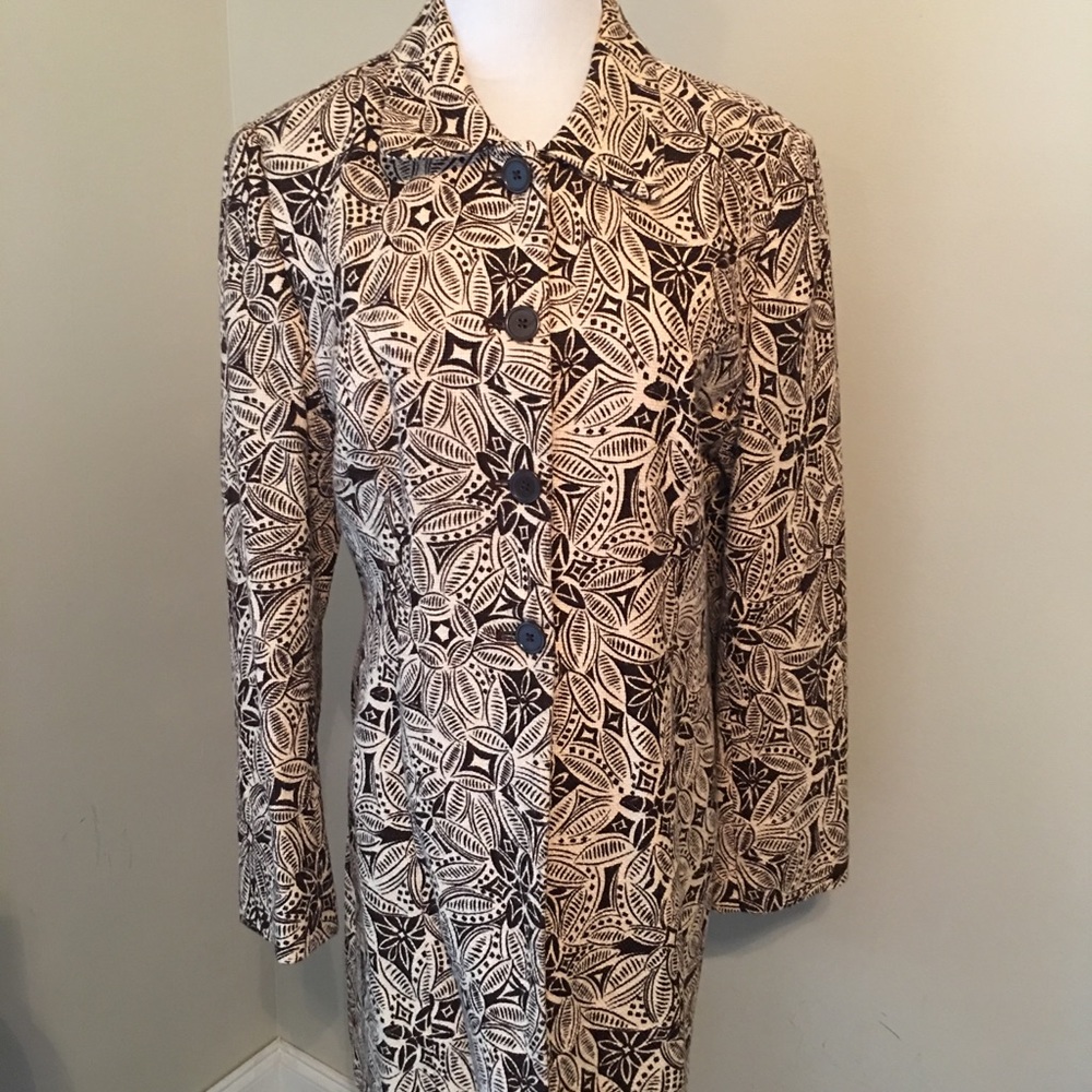 Donna Rae brown and cream long blazer